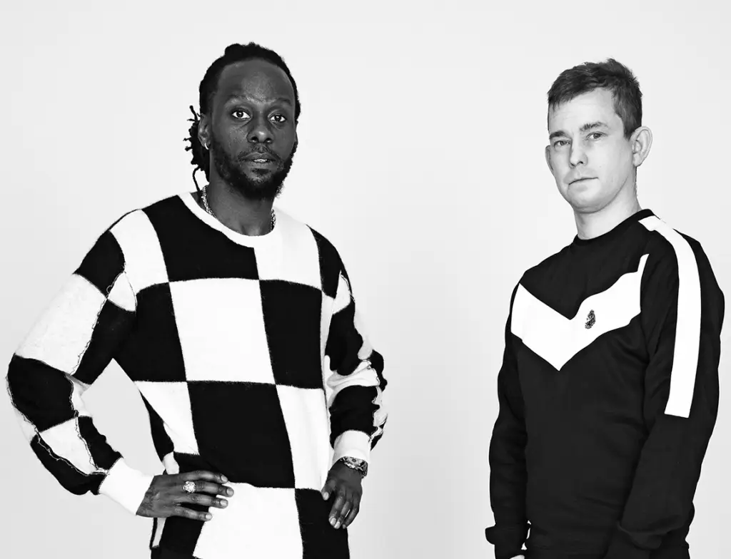 Martin Mutumba och Erik Niva Äkta hela vägen bok